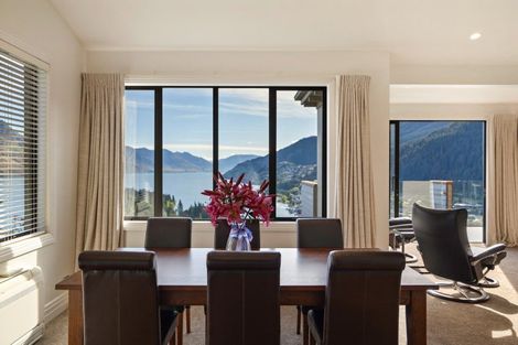 Photo of property in 10a Belfast Terrace, Queenstown, 9300