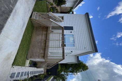 Photo of property in 7 Bledisloe Street, Cockle Bay, Auckland, 2014