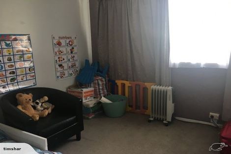 Photo of property in 25 Mcphail Street, Birkdale, Auckland, 0626