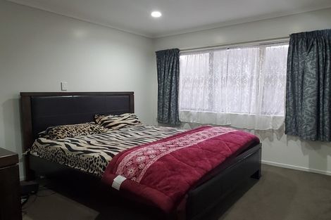 Photo of property in 27 Milson Drive, Papakura, 2110
