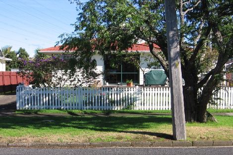 Photo of property in 1/7 Millen Avenue, Pakuranga, Auckland, 2010