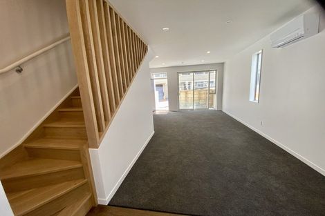 Photo of property in 30u2 Pirie Street, Mount Victoria, Wellington, 6011