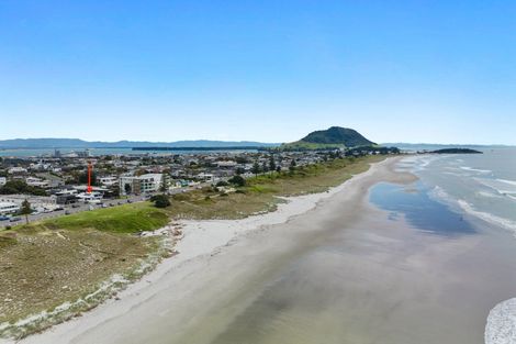 Photo of property in 156 Marine Parade, Mount Maunganui, 3116