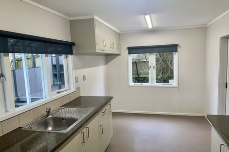 Photo of property in 101 Stanley Road, Glenfield, Auckland, 0629