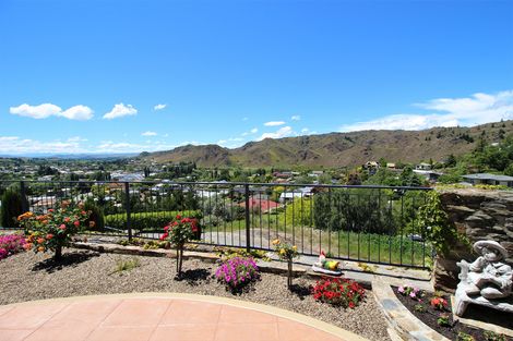 Photo of property in 22 Bodkin Road, Bridge Hill, Alexandra, 9320