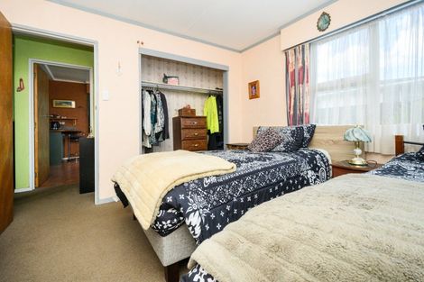 Photo of property in 1a Dunk Place, Milson, Palmerston North, 4414