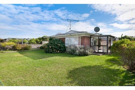 Photo of property in 1/105 Florence Avenue, Orewa, 0931