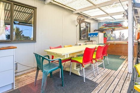 Photo of property in 121 Waireka Place, Whangamata, 3620