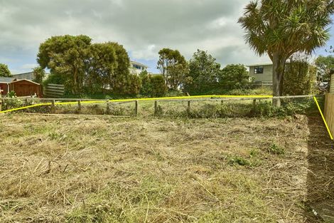 Photo of property in 61 Pikarere Street, Titahi Bay, Porirua, 5022