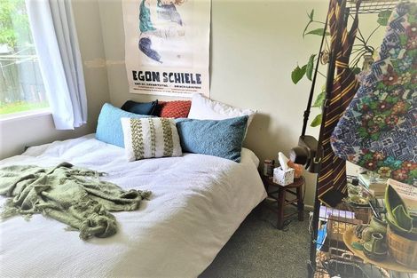 Photo of property in 1 Rosalind Road, Glenfield, Auckland, 0629