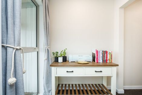 Photo of property in 71 Lockhart Avenue, Milson, Palmerston North, 4414