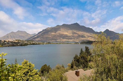 Photo of property in 23 Golden Terrace, Queenstown, 9300