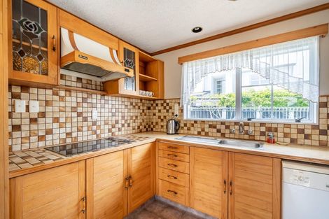 Photo of property in 11 Observatory Close, Whitby, Porirua, 5024