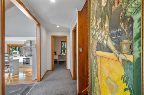 Photo of property in 14 Hebe Place, Birkenhead, Auckland, 0626