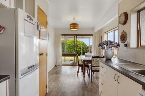 Photo of property in 27 Hookey Drive, Te Puke, 3119