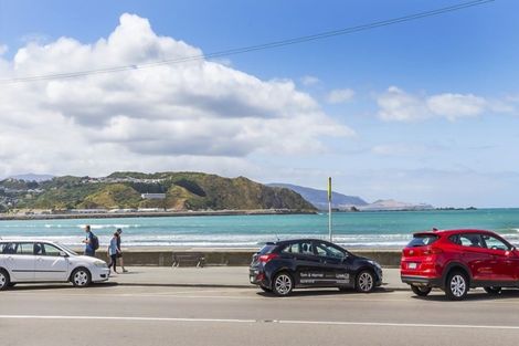 Photo of property in 68 Lyall Parade, Lyall Bay, Wellington, 6022