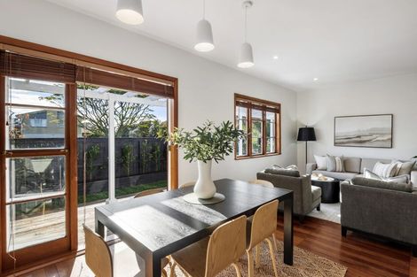 Photo of property in 7 Nelson Avenue, Northcote Point, Auckland, 0627