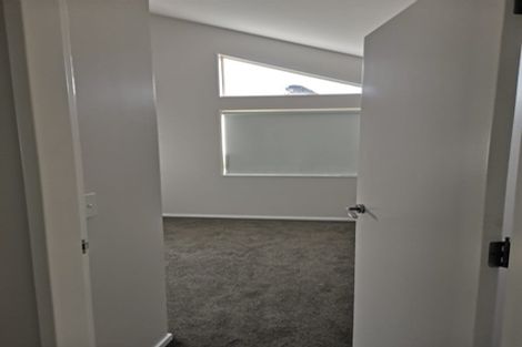 Photo of property in Miramar Villas, 3u5 Byron Street, Miramar, Wellington, 6022