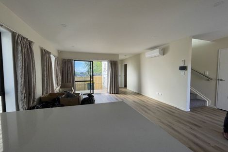 Photo of property in 367a Don Buck Road, Massey, Auckland, 0614