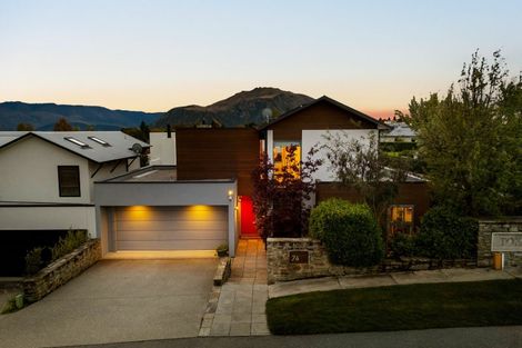 Photo of property in 76 Aubrey Road, Wanaka, 9305