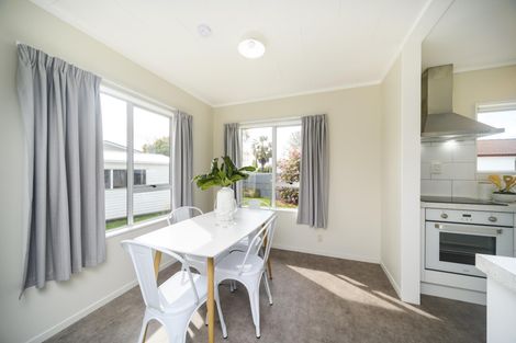 Photo of property in 10 Jupiter Street, Milson, Palmerston North, 4414