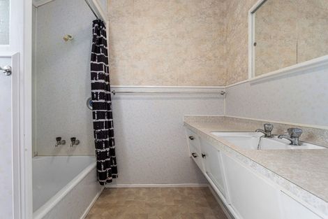 Photo of property in 2a Wybo Veldman Place, Whakatane, 3120