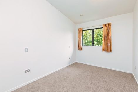 Photo of property in 76 Gunner Drive, Te Atatu Peninsula, Auckland, 0610