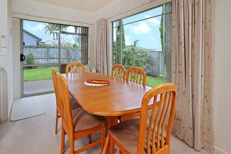 Photo of property in 32 Highfields Terrace, Henderson, Auckland, 0612