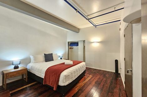 Photo of property in 20 Egmont Street, Te Aro, Wellington, 6011