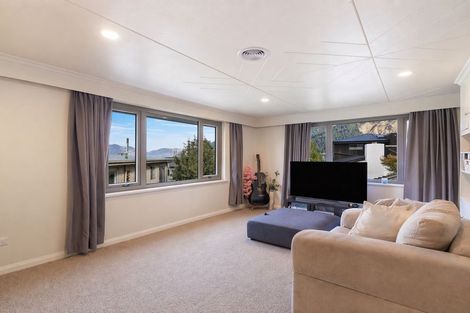Photo of property in 18 Panorama Terrace, Queenstown, 9300