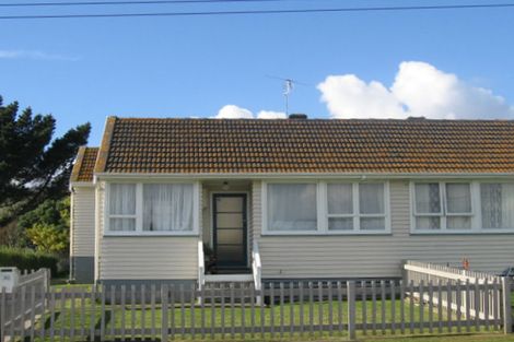 Photo of property in 35-37 Justine Street, Cannons Creek, Porirua, 5024