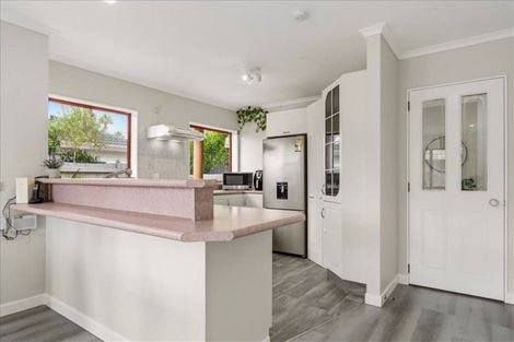Photo of property in 8 Monterey Key, Papamoa Beach, Papamoa, 3118