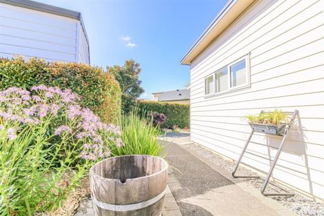 Photo of property in 2/2 Alma Road, Gonville, Whanganui, 4501
