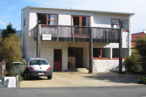 Photo of property in 348 Hardy Street, Nelson, 7010
