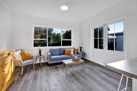 Photo of property in 188 South Road, Hawera, 4610