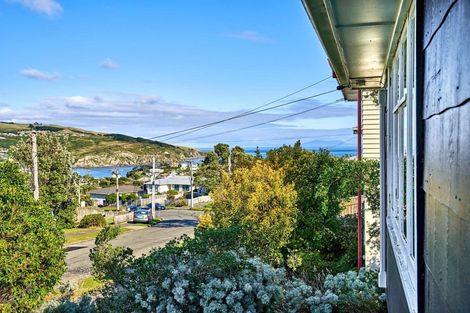 Photo of property in 52 Owhiti Street, Titahi Bay, Porirua, 5022
