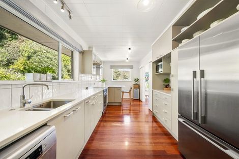 Photo of property in 15 Witham Street, Island Bay, Wellington, 6023