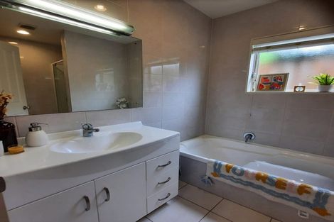 Photo of property in 22 Torkar Road, Clarks Beach, 2122