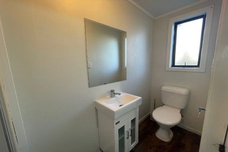 Photo of property in 43 Hallberry Road, Mangere East, Auckland, 2024