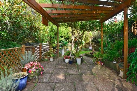 Photo of property in 23 Marina Road, Torbay, Auckland, 0630