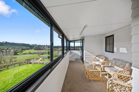 Photo of property in 384 Pine Valley Road, Dairy Flat, Silverdale, 0992