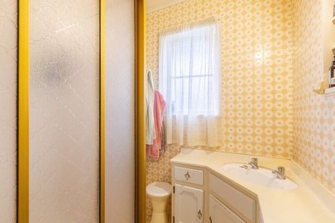 Photo of property in 42 Barker Road, Marewa, Napier, 4110