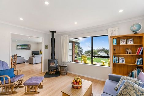 Photo of property in 61 Satara Crescent, Khandallah, Wellington, 6035