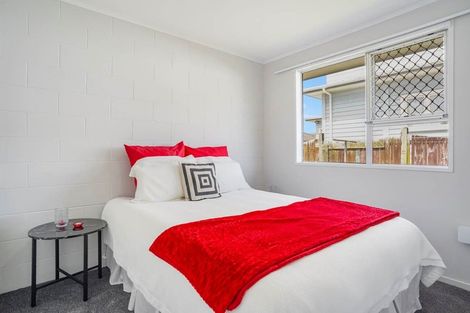 Photo of property in 1/42 Kenderdine Road, Papatoetoe, Auckland, 2025