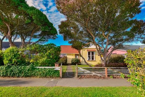 Photo of property in 23 Howe Street, New Brighton, Christchurch, 8083