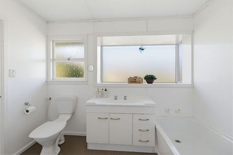 Photo of property in 187 Maidstone Road, Avonhead, Christchurch, 8042