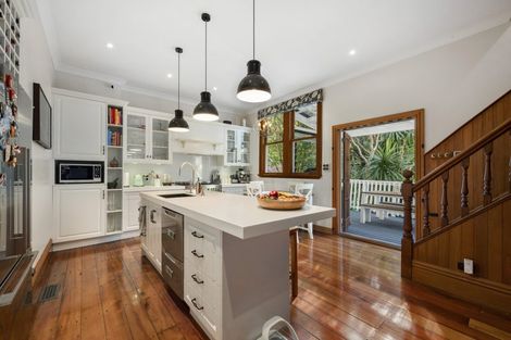 Photo of property in 28 Devon Street, Aro Valley, Wellington, 6021