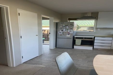 Photo of property in 52 Royal Park Drive, Parklands, Christchurch, 8083