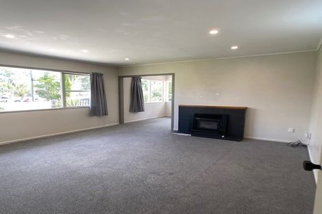 Photo of property in 50 Stottholm Road, Titirangi, Auckland, 0604