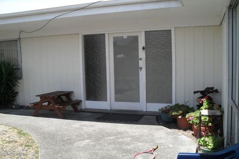 Photo of property in 2/162 Porchester Road, Papakura, 2110